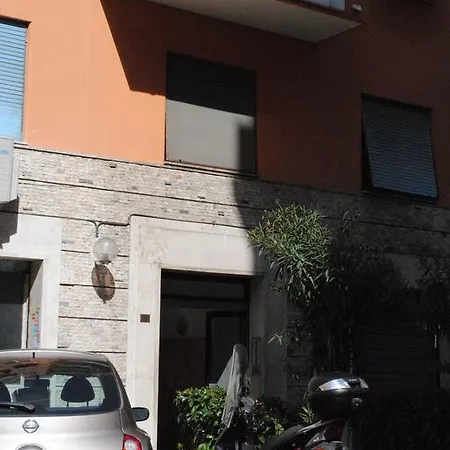 Bed and Breakfast Di Fronte Cupola 4*