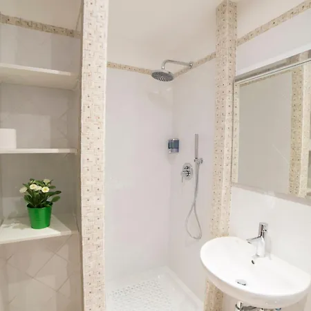 Di Fronte Cupola Bed and Breakfast Ρώμη